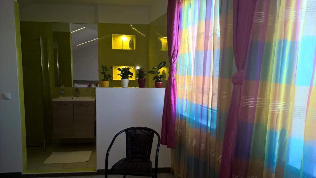 Kazinczy Apartment Кечкемет Номер фото