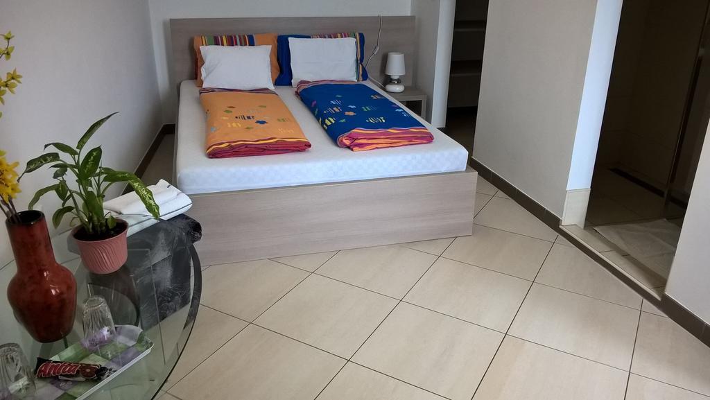 Kazinczy Apartment Кечкемет Номер фото
